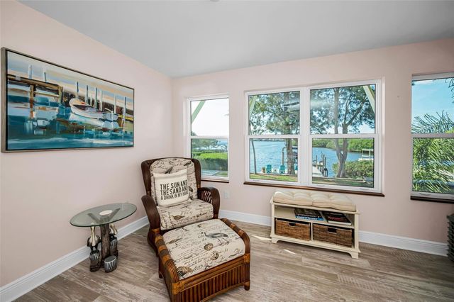 1626 SEA BREEZE DRIVE, Tarpon Springs, FL 34689