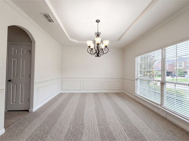 2948 Almansa, Grand Prairie, TX 75054