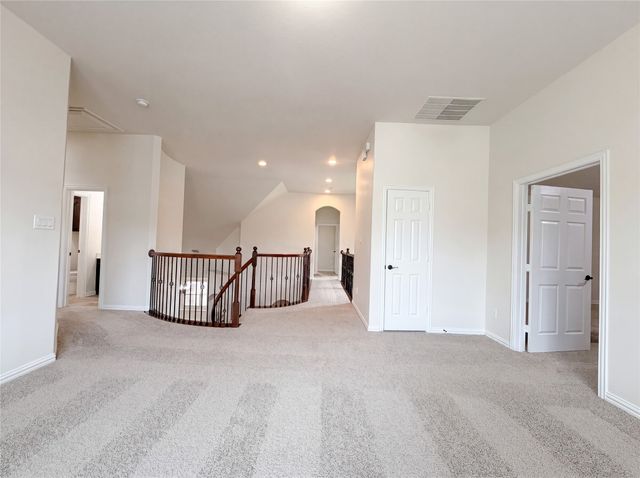 2948 Almansa, Grand Prairie, TX 75054