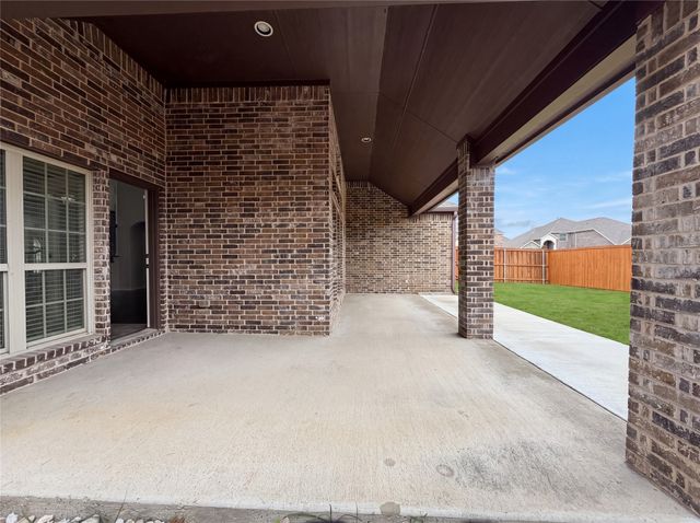 2948 Almansa, Grand Prairie, TX 75054