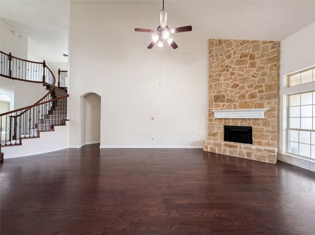 2948 Almansa, Grand Prairie, TX 75054
