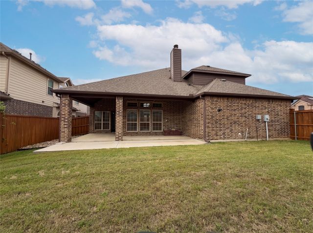 2948 Almansa, Grand Prairie, TX 75054