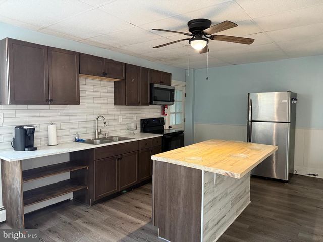 11-13 FRONT ST, Pennsville, NJ 08070