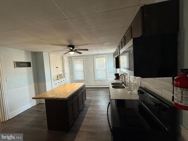 11-13 FRONT ST, Pennsville, NJ 08070