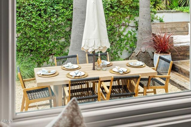 209 W Constance Avenue, Santa Barbara, CA 93105