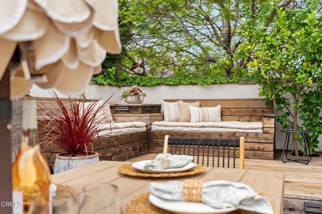 209 W Constance Avenue, Santa Barbara, CA 93105