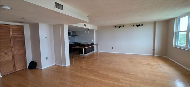 701 S MADISON AVENUE 407, Clearwater, FL 33756