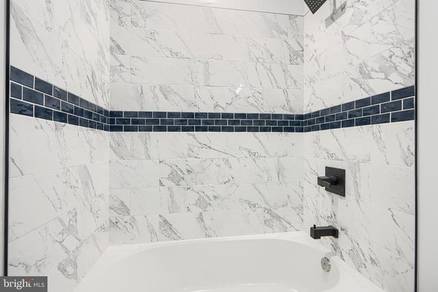 9 AVENAL RD, Baltimore, MD 21221