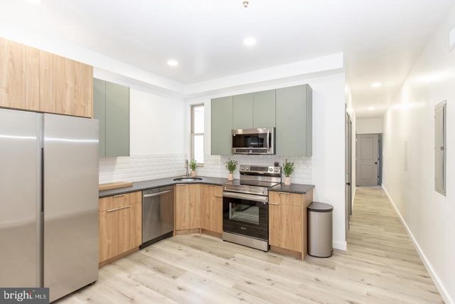 2119 N 18TH ST, Philadelphia, PA 19121