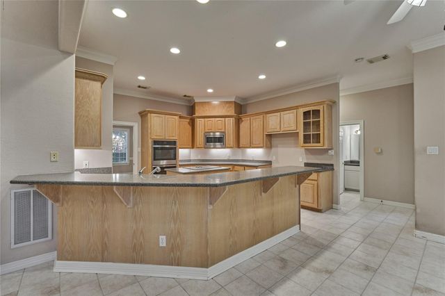 9370 Escondido Drive, Willis, TX 77318