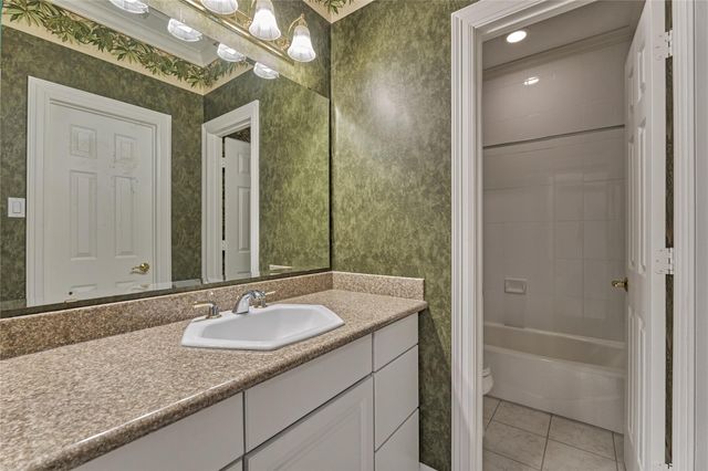 9370 Escondido Drive, Willis, TX 77318