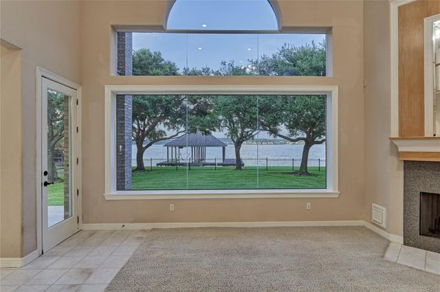 9370 Escondido Drive, Willis, TX 77318