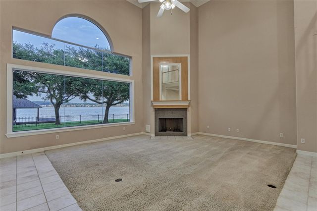9370 Escondido Drive, Willis, TX 77318