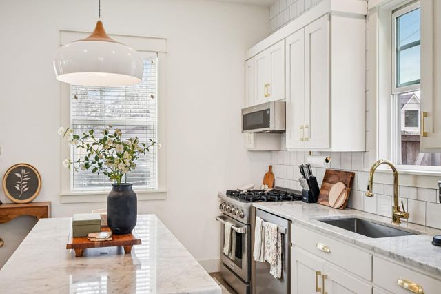 3500 Pickle DR B, Austin, TX 78702