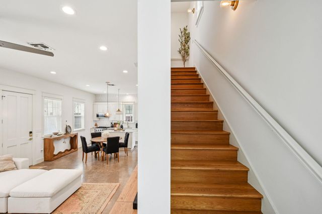 3500 Pickle DR B, Austin, TX 78702