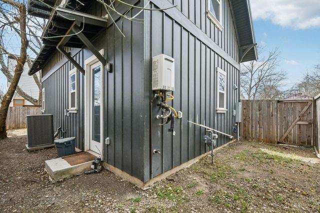 3500 Pickle DR B, Austin, TX 78702