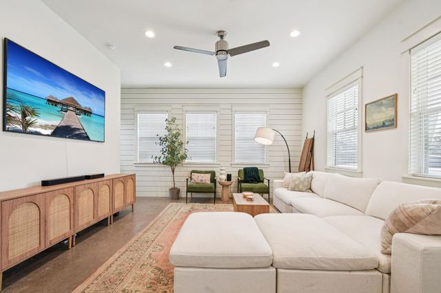 3500 Pickle DR B, Austin, TX 78702