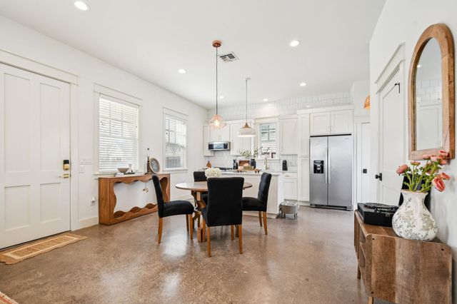 3500 Pickle DR B, Austin, TX 78702