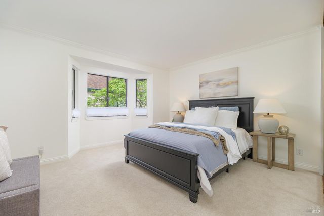 121 Cheda Ln, Novato, CA 94947