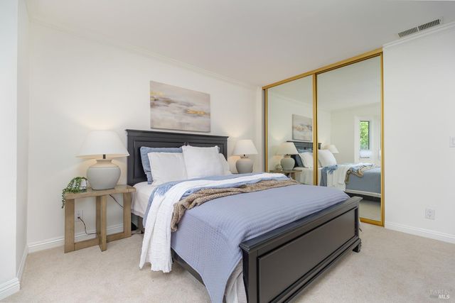 121 Cheda Ln, Novato, CA 94947