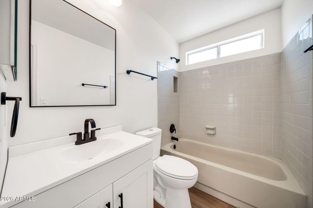 19662 N 8TH Place, Phoenix, AZ 85024