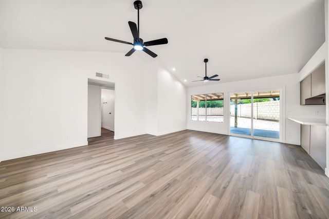 19662 N 8TH Place, Phoenix, AZ 85024