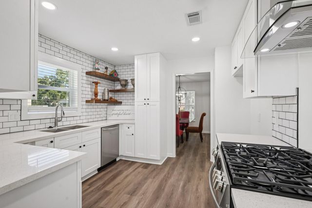 15322 Torry Pines Road, Houston, TX 77062