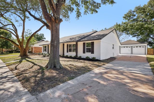 15322 Torry Pines Road, Houston, TX 77062