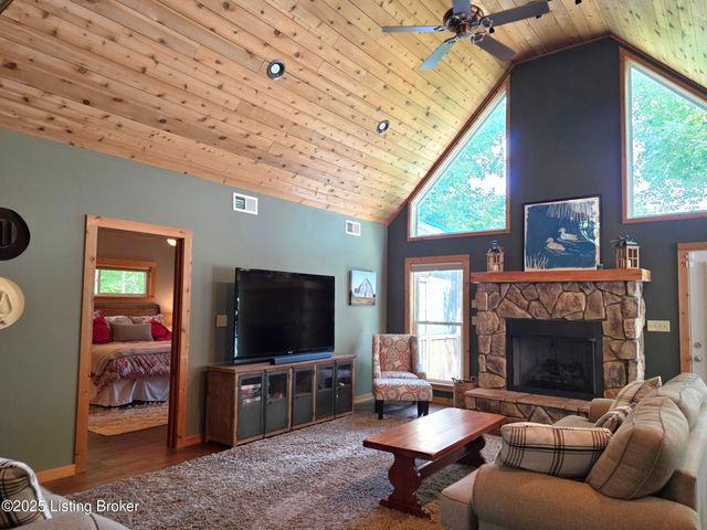 193 Meadowview Ln, Hardinsburg, KY 40143