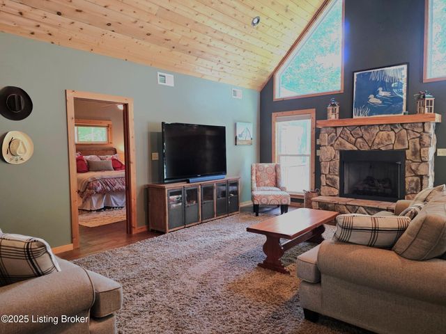 193 Meadowview Ln, Hardinsburg, KY 40143