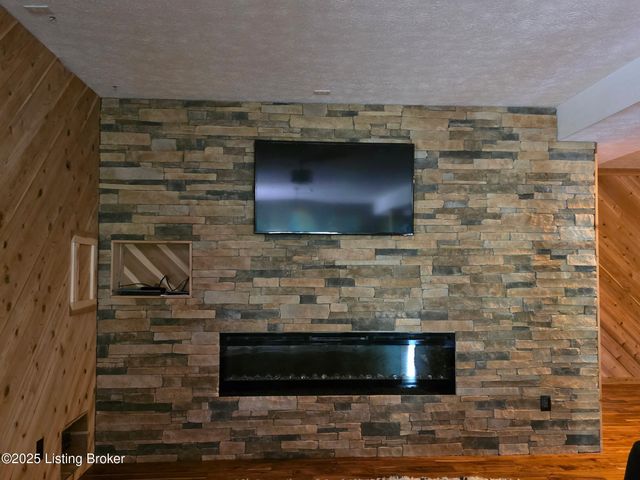 193 Meadowview Ln, Hardinsburg, KY 40143