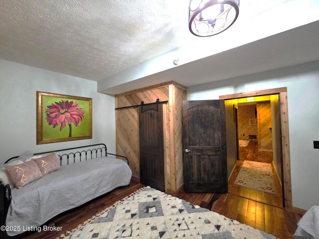 193 Meadowview Ln, Hardinsburg, KY 40143