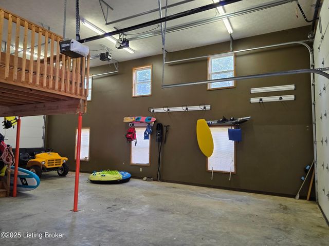 193 Meadowview Ln, Hardinsburg, KY 40143