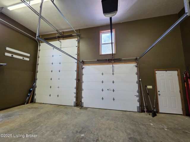 193 Meadowview Ln, Hardinsburg, KY 40143