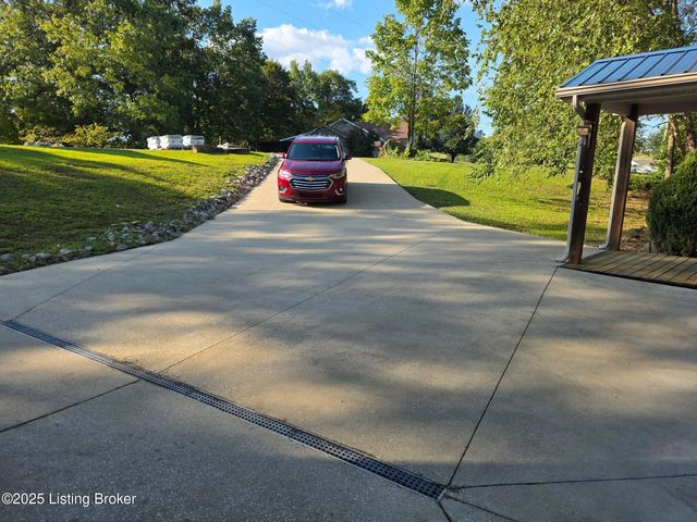 193 Meadowview Ln, Hardinsburg, KY 40143