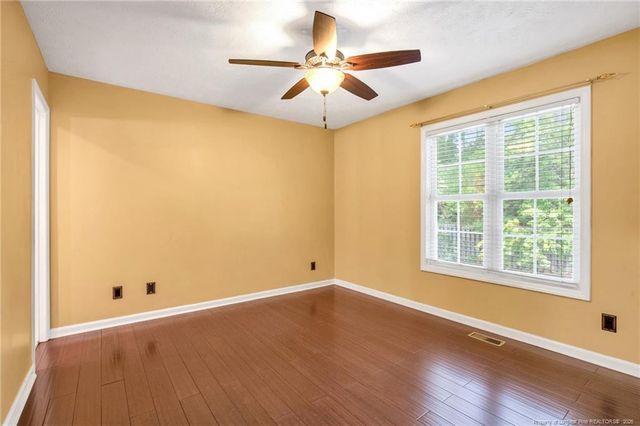 425 Cityview Lane, Fayetteville, NC 28301