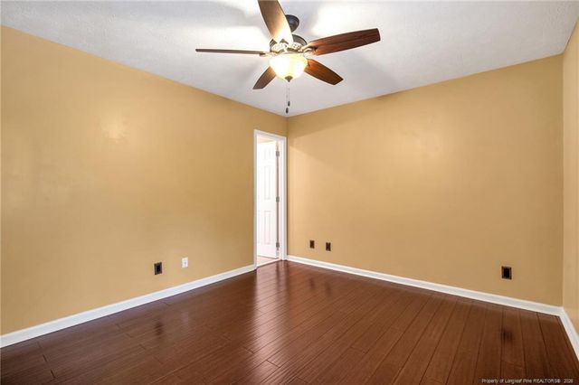 425 Cityview Lane, Fayetteville, NC 28301