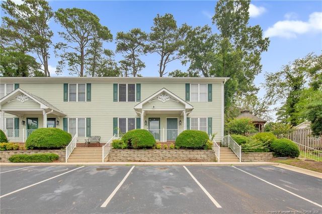 425 Cityview Lane, Fayetteville, NC 28301