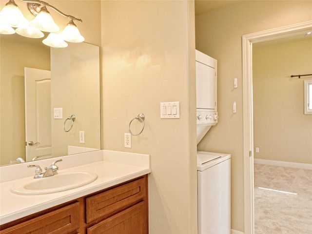 1908 Kahala Sunset DR H, Spicewood, TX 78669