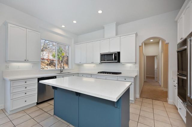 4004 Prairie Falcon Dr, El Dorado Hills, CA 95762