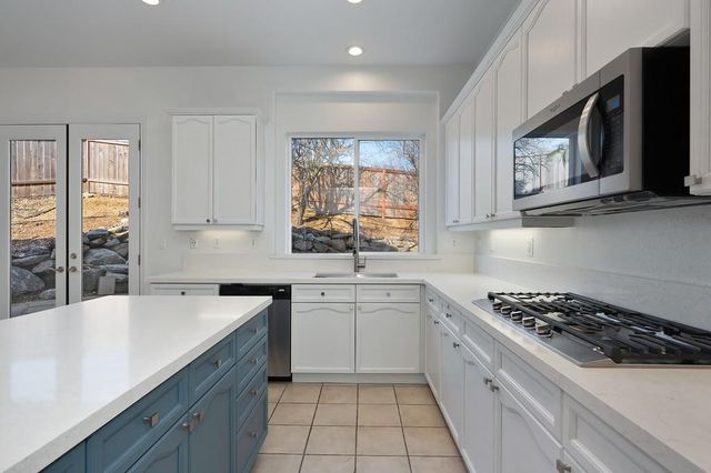 4004 Prairie Falcon Dr, El Dorado Hills, CA 95762