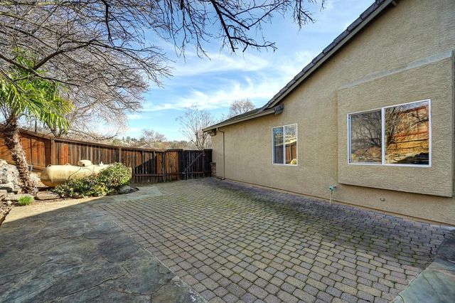 4004 Prairie Falcon Dr, El Dorado Hills, CA 95762