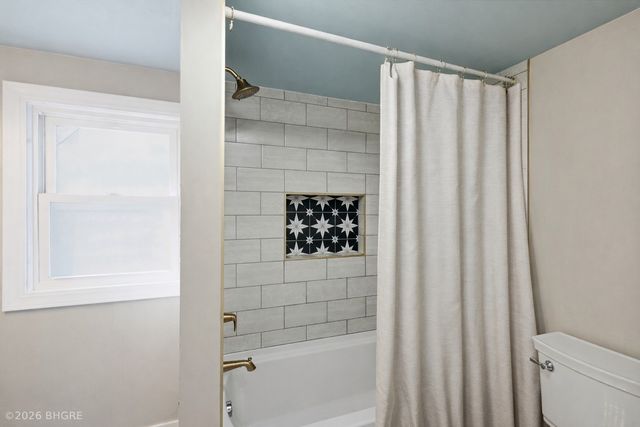 6208 SE 2nd Street, Des Moines, IA 50315