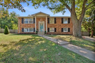 419 Bonnawood Ct, Hermitage, TN 37076