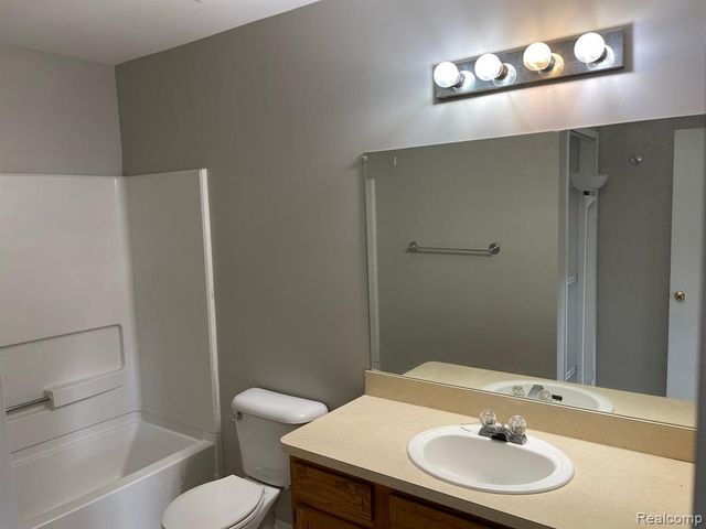 269 Stonegate, Pontiac, MI 48341