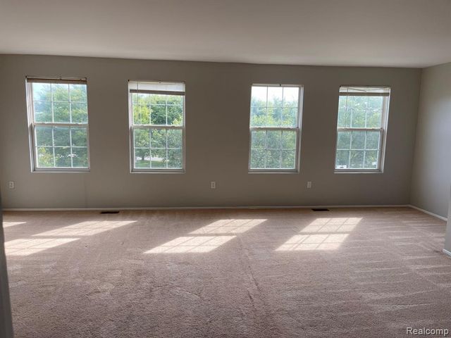 269 Stonegate, Pontiac, MI 48341