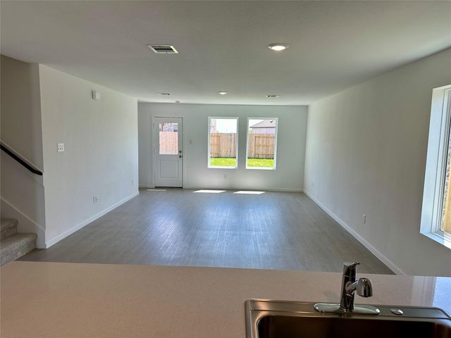 16043 Tallis Drive, Conroe, TX 77303