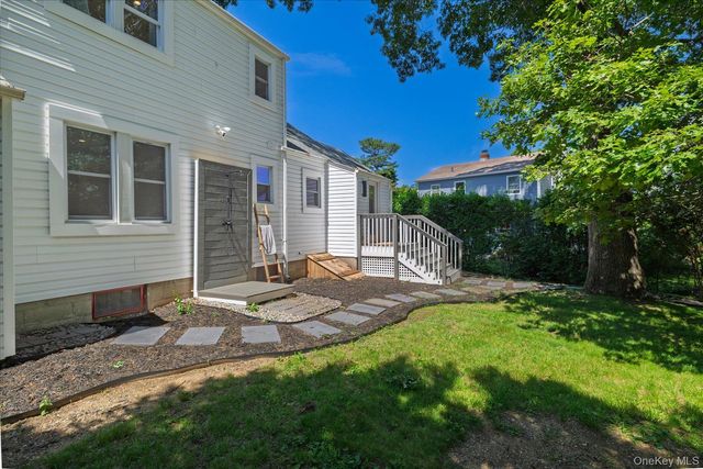 445 Coolidge Drive, Centerport, NY 11721
