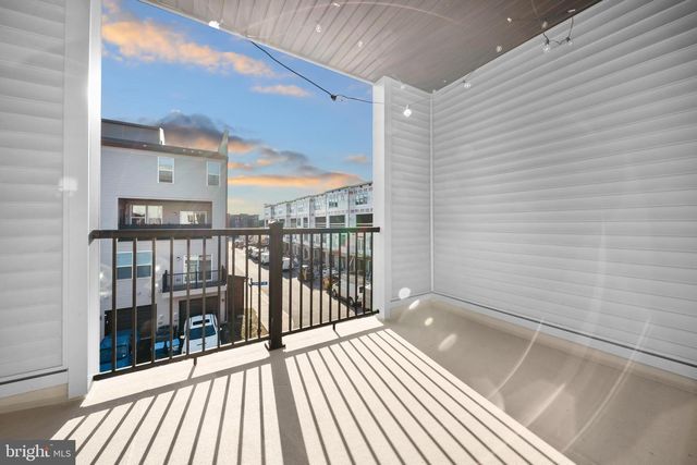 43730 TRANSIT SQ, Ashburn, VA 20147