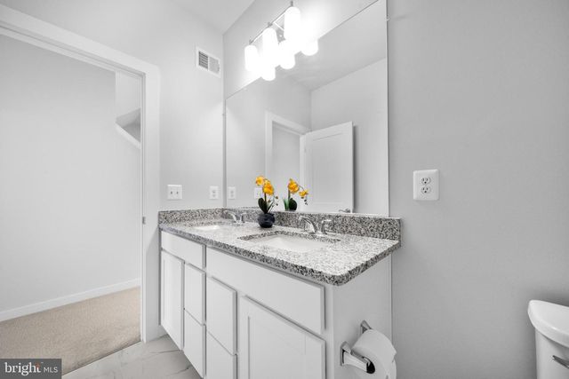 43730 TRANSIT SQ, Ashburn, VA 20147